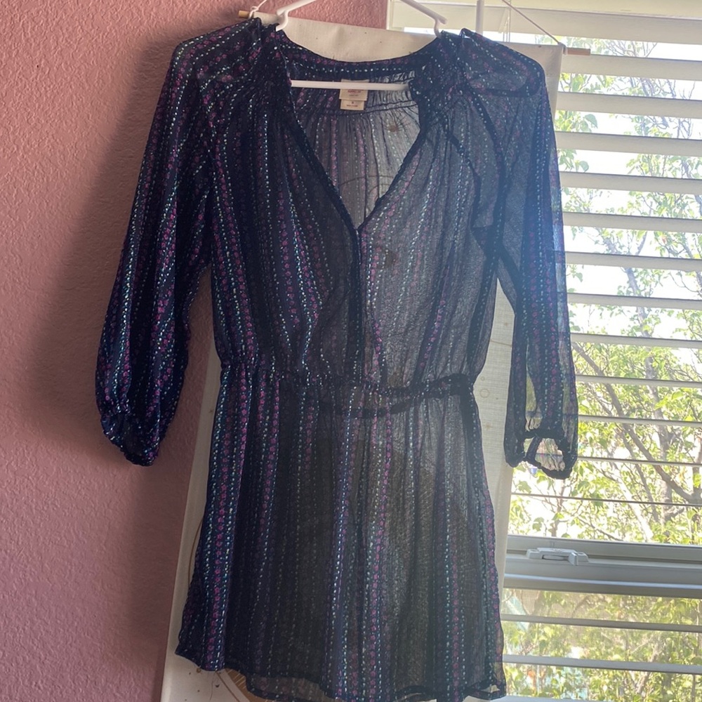 Sheer patterned Mossimo shirt in size S